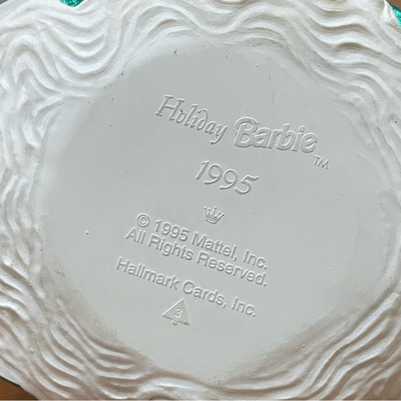 Vintage 1995 Hallmark Keepsake Holiday Barbie Christmas Tree Ornament - Picture 12 of 12